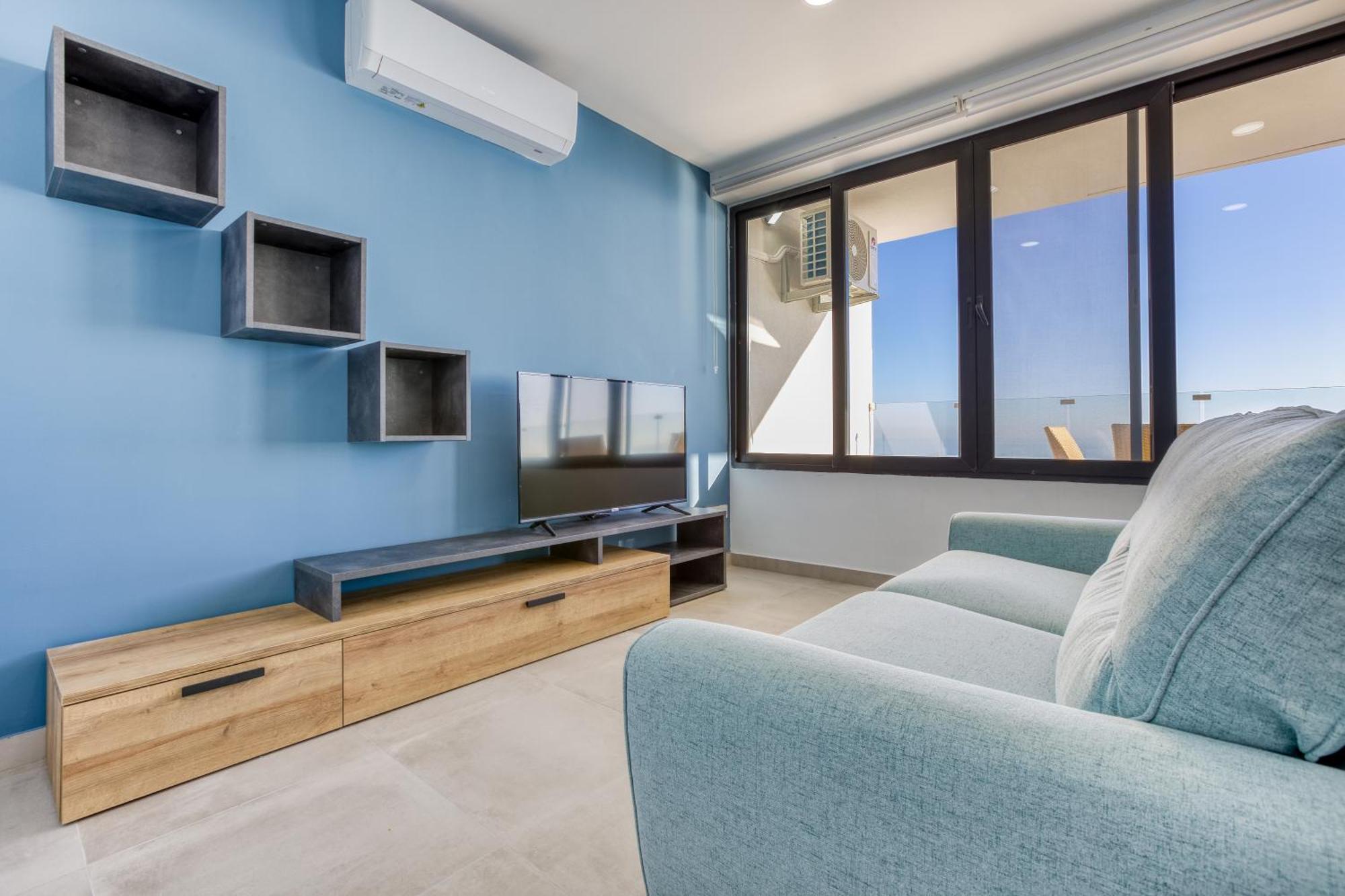 Seafront Sliema Apartment With Balcony & Sea Views By Jl Екстериор снимка